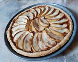 Une image de l'étape 5 de Tarte fine coings pommes 🍎.