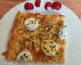Foto del paso 8 de la receta: Hojaldre con manzanas y quesos rallado y queso de cabra