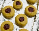A picture of step 9 of Jam filled cookies.