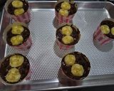 Foto langkah ke 3 dari resep Choco Banana Muffin.