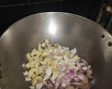 A picture of step 2 of Fried rice with sprouts.