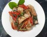 รูปขั้นตอนการทำที่ 3 ของ "ปลากะพงผัดฉ่า" Stir Fried Spicy Fish 🐟🌶🧄