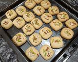 एलमंड्स पिस्तांचो बटर कुकीज़ (almonds pistachio butter cookies recipe in Hindi) रेसिपी चरण 5 फोटो
