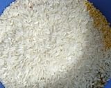A picture of step 1 of Shahi Khichadi (Sizzler Khichadi).