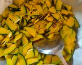 Foto langkah ke 3 dari resep Tumis Labu Kuning.