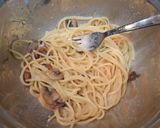Foto langkah ke 6 dari resep Spaghetti Carbonara yg sebenernya (Bukan pakai susu ❌atau cream ❌, tapi telur ✅).