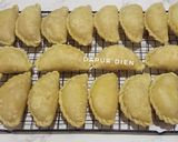 Foto langkah ke 9 dari resep Pastel Isi Bihun.