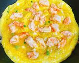 Hình bước làm 3 của món Trứng Chiên Cốm Tôm