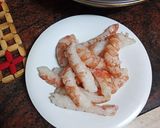 Foto del paso 1 de la receta: Sopa de pescado y marisco