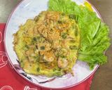 Foto langkah ke 3 dari resep Shrimp Omelette.