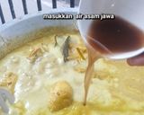 Foto langkah ke 4 dari resep Resep Opor Ayam kuning Spesial Rumahan Enak Dan Mudah.