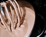 Foto langkah ke 4 dari resep Ice Cream Wall Copycat Simple, Lembut, Ekonomis | 1 Resep Jadi 70-80 Cup.