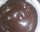 Foto langkah ke 5 dari resep Kue Kering Bola-Bola Coklat No Mixer No Oven.