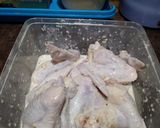 Foto langkah ke 2 dari resep Ayam Goreng Bawang.