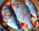 Foto del paso 4 de la receta: Cazuela de pescado de aparejo con patatas y ajos tiernos
