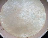 Foto langkah ke 3 dari resep Tortilla Egg Sandwich.