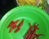 Foto langkah ke 1 dari resep Sambal Mangga Kweni.