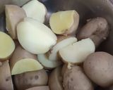 A picture of step 1 of Spicy Aloo Chaat.