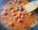 Foto del paso 2 de la receta Arroz con chistorras al vino