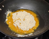 கடலை மாவு நட்ஸ் பர்பி (Gram flour nuts burfi recipe in tamil) ரெசிபி ஸ்டேப் 4 புகைப்படம்