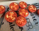 Une image de l'étape 4 de Tomates à l'ail mariné,romarin et épices.