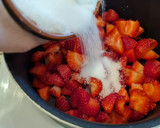 Foto del paso 5 de la receta: Panna Cotta de chocolate blanco y coulis de fresa