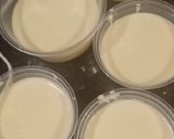 Foto langkah ke 3 dari resep Dessert box puding busa regal.