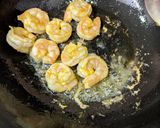 A picture of step 4 of Prawn curry.