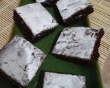 Foto langkah ke 7 dari resep 49. Brownies Salju (Topping Gula Halus).