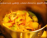 சக்கரை வள்ளி கிழங்கு, பீட் ரூட், ஆப்பிள், செலரி, லீக் சூப் ரெசிபி ஸ்டேப் 3 புகைப்படம்