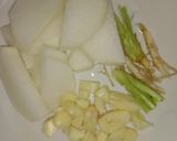 รูปขั้นตอนการทำที่ 1 ของ ซุปน่องไก่ (Chicken Drumstick Soup)
