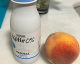 Foto del paso 1 de la receta: Batido de kéfir y melocotón con hierbabuena fresca