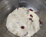 Foto langkah ke 5 dari resep Cranberry Cheese Bread (Tanpa Telur).
