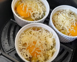Foto del paso 4 de la receta: Huevos al plato en freidora de aire