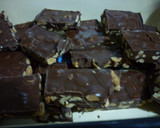 Foto del paso 3 de la receta: Barras maní con chocolate caseras tipo shot o block