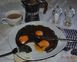 A picture of step 8 of Olive Omelette  املت زیتونی.