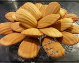 A picture of step 1 of ☕🍪Madeleines🍪☕.