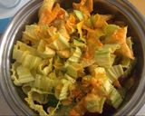 Foto del passaggio 1 della ricetta Sugo di pomodorini e fiori di zucchina
