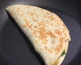 Foto langkah ke 5 dari resep Kebab Lipat Isi Telur & Keju.