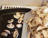 A picture of step 2 of Mushroom and sausage sandwich.