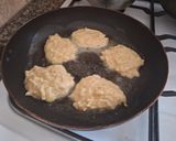 Foto del paso 2 de la receta: Panquecitos de manzana