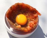 Une image de l'étape 3 de Oeuf cocotte dans tomate.