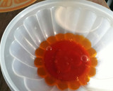 Foto del paso 3 de la receta: Gelatina de naranja, nuez y duraznos