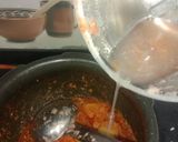 A picture of step 3 of Macaroni curry.