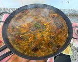 Foto del paso 3 de la receta: Paella de pollo y costillas