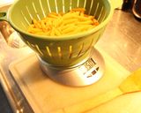 Foto del paso 4 de la receta: Penne con "tuco", pal almu y biandas laboralesss