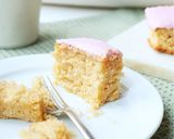 A picture of step 13 of Tottenham Cake - English School Dinner Sponge Cake.