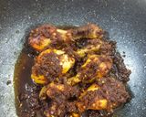 Foto langkah ke 2 dari resep Ayam Bumbu Hitam.