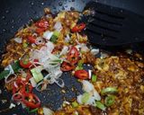 Foto langkah ke 5 dari resep Nasi goreng seafood.