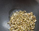 स्प्राउट चाट (sprout chat recipe in marathi) रेसिपी स्टेप 1 फोटो 